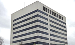 10 woodbridge-center
